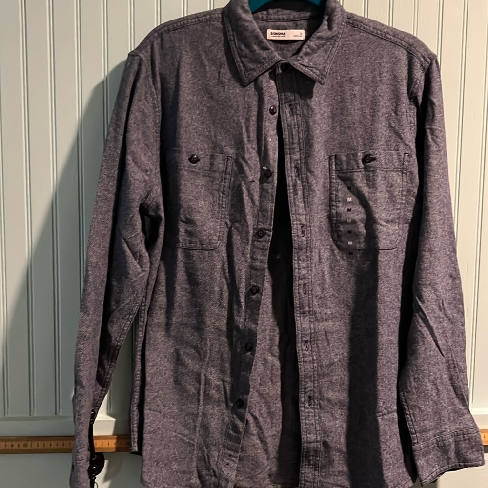 Men’s brand new soft flannel feel with denim look shirt.